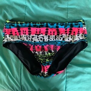 Reversible bikini bottoms